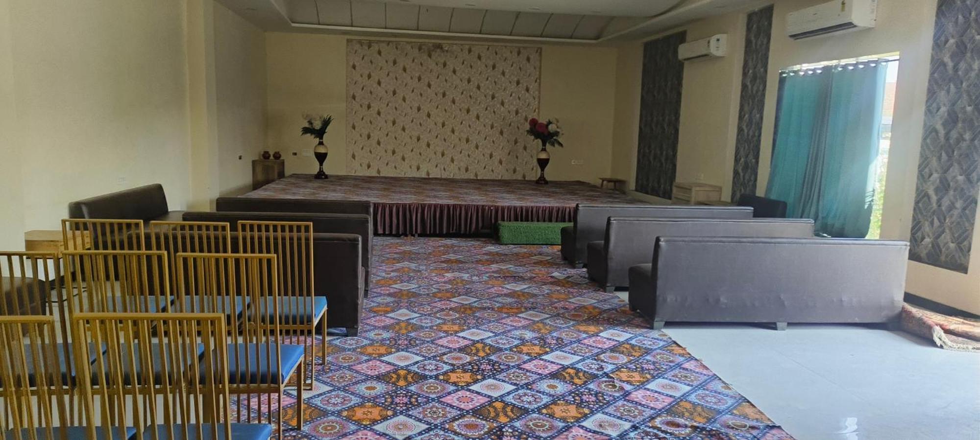 Long Drive Hotel And Resaurt Jaipur Ngoại thất bức ảnh